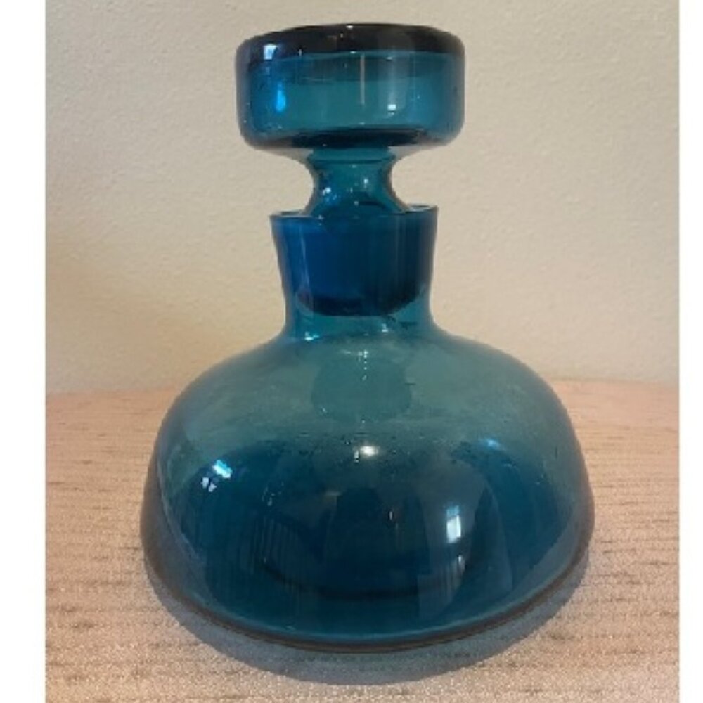 Vintage Mid-Century Modern Blenko-Style Blue Glass Decanter - Flat Head Stopper